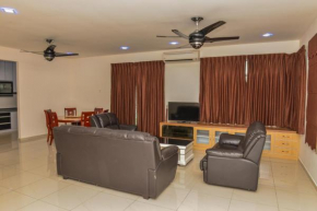Отель Moment Homestay  Ситиаван